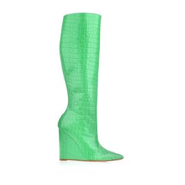 Bota Salto Alto Croco Verde