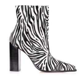 Bota Salto Alto Fur Zebra