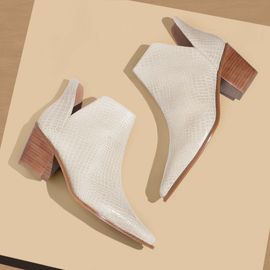 Bootie New Western Cut out