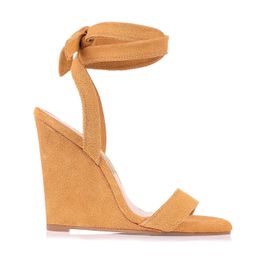 Anabela Salto Alto New Suede Mustard